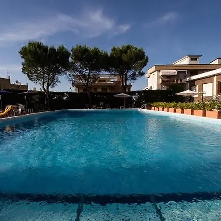 Levante 2* Καμάρι