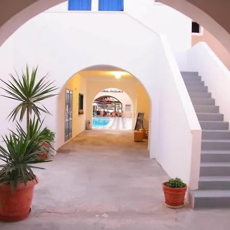 Levante Hotel Kamári