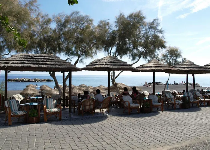 Levante Kamari (Santorini)