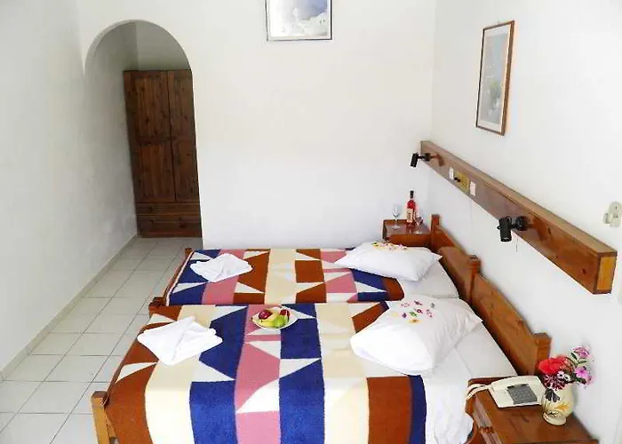 Levante 2* Kamari (Santorini)