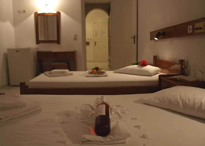 Levante 2* Kamari (Santorini)