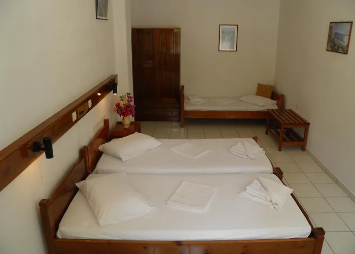 Levante 2* Kamari (Santorini)