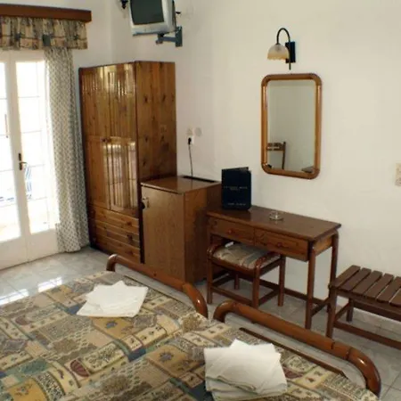 Levante Hotel 2*