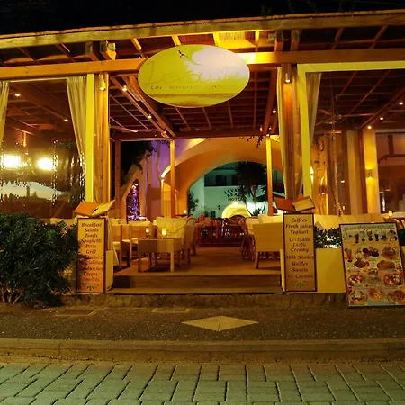 Levante Hotel 2*
